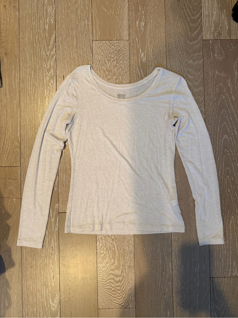 Uniqlo HEATTECH Cashmere Beige Scoop Neck Long Sleeve Top